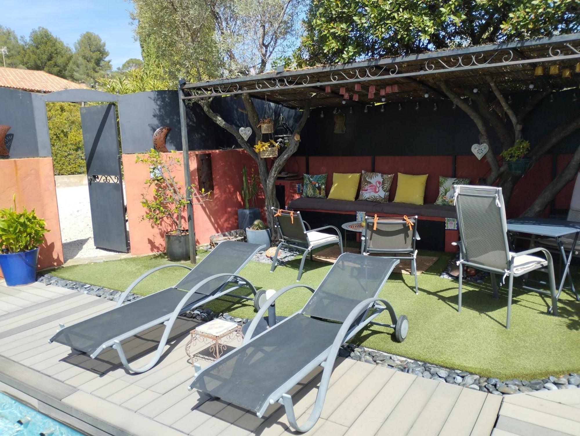 Les Arbousiers Villa La Cadiere-d'Azur Luaran gambar