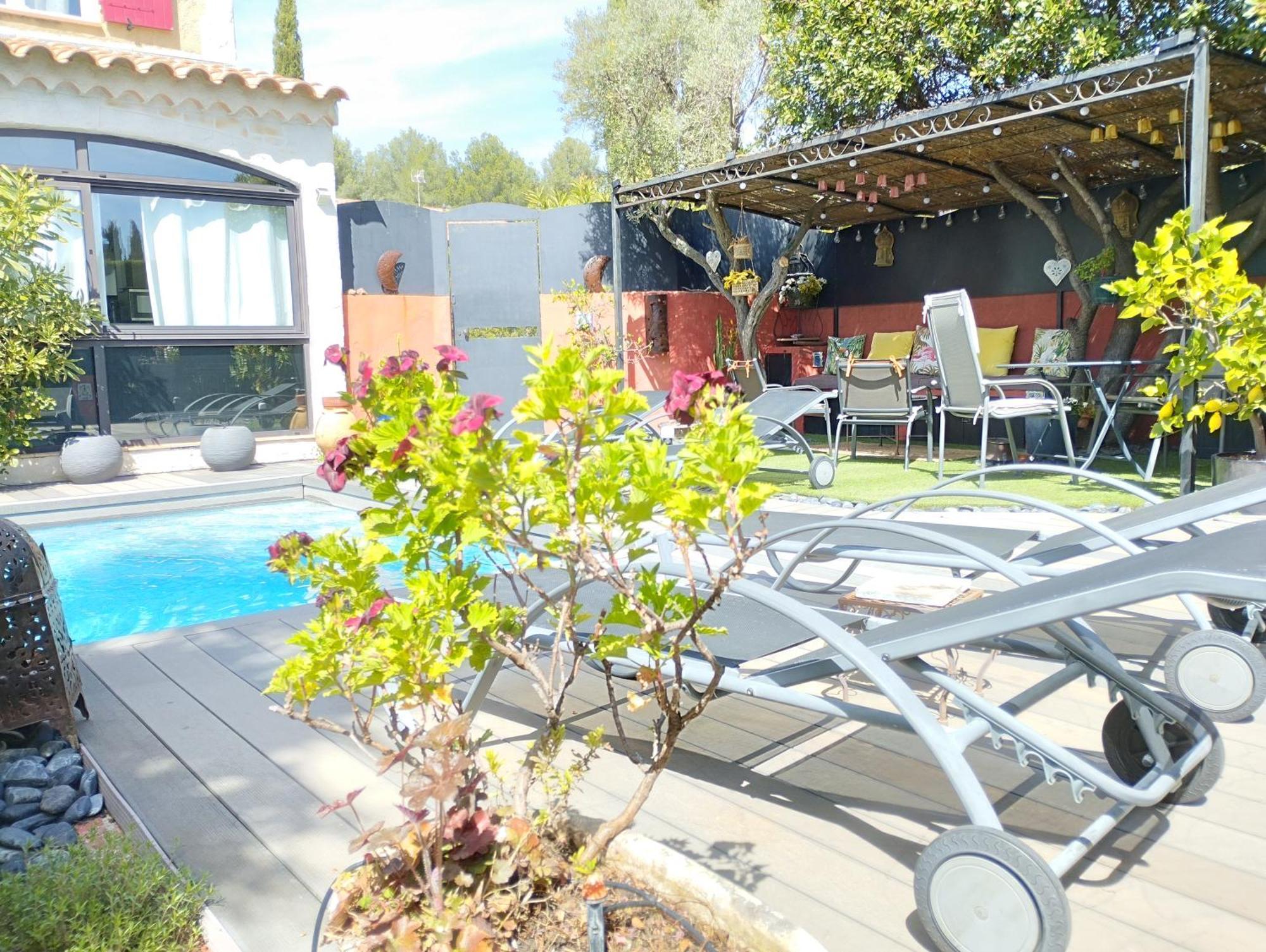 Les Arbousiers Villa La Cadiere-d'Azur Luaran gambar